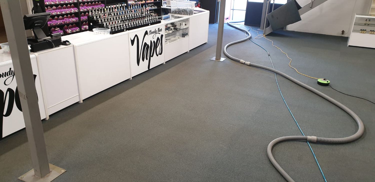 Carpet cleaning in a shop
