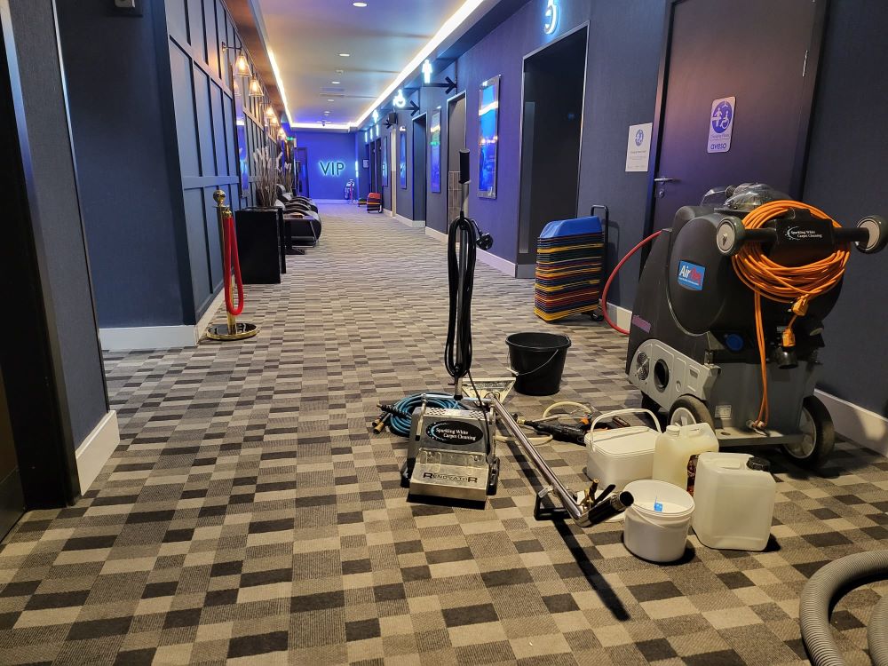 Carpet cleaning in cinema